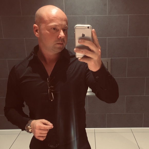 Meet your Posher, John - Picture 2 of 2